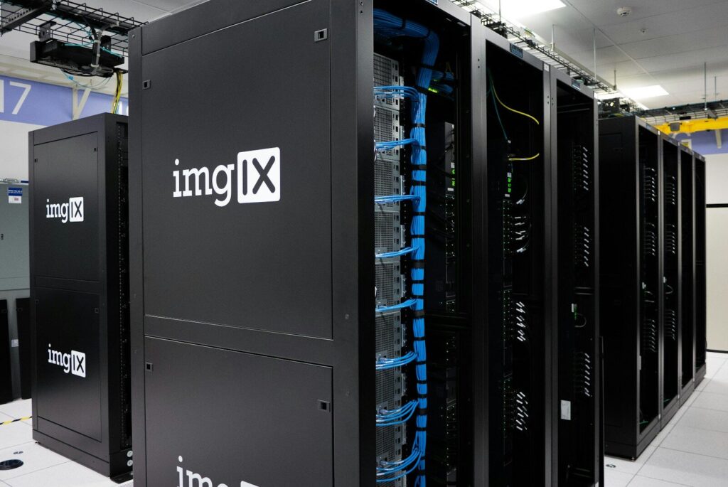Data Center Cabling 1 black ImgIX server system